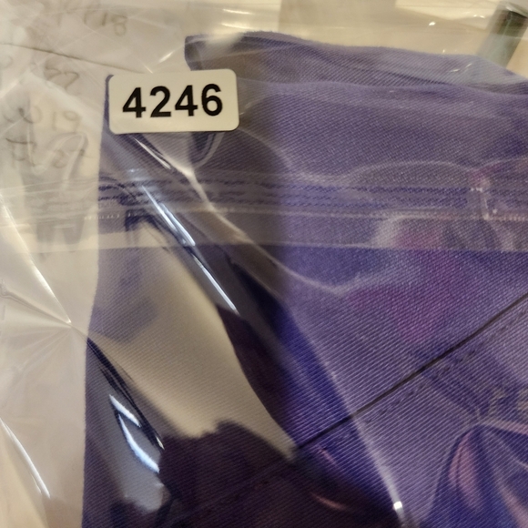 GREY'S ANATONY Women Purple Scrub Top Size L - Picture 12 of 12